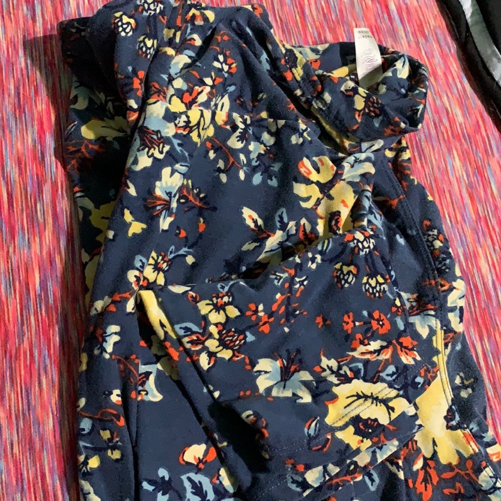 Tall and curvy floral patterned Lularoe leggings